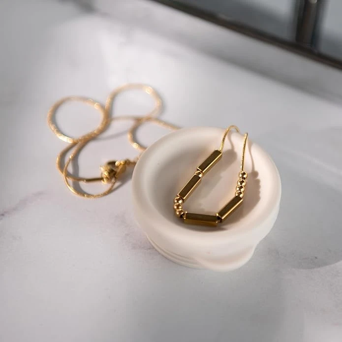 Trust 18K Gold Chunky Morse Code Necklace | Proverbs 3:5-6 8 Trust 18K Gold Chunky Morse Code Necklace | Proverbs 3:5-6 - Image 6