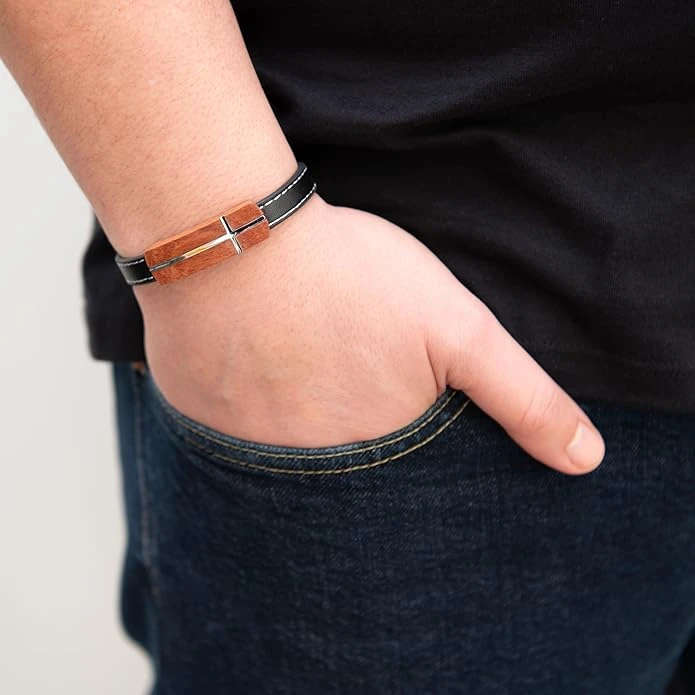 To My Dad Men's Rosewood Cross Bracelet | Proverbs 20:7 6 To My Dad Men's Rosewood Cross Bracelet | Proverbs 20:7 - Image 4